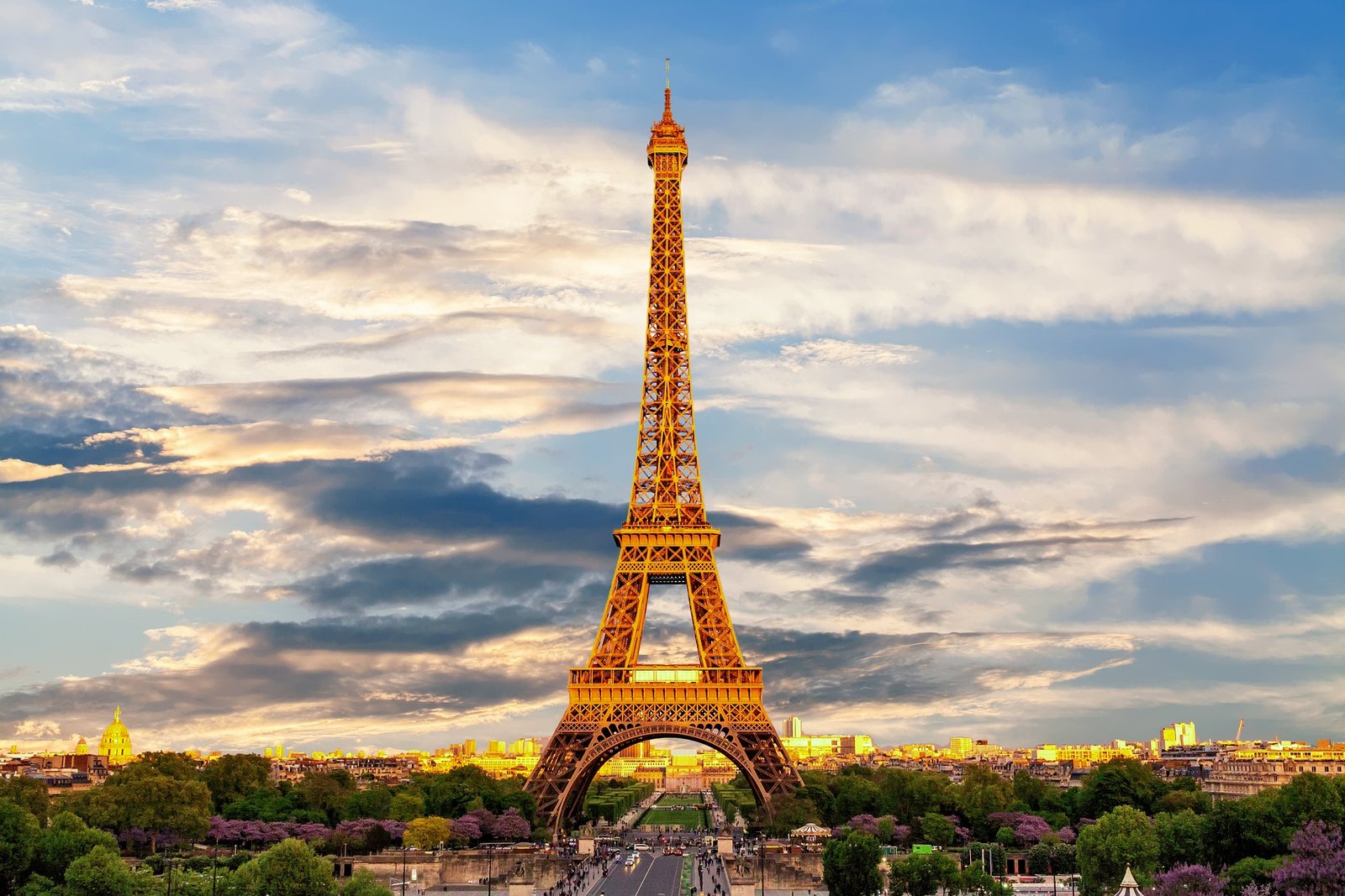 Quand visiter la Tour Eiffel : Horaires et Tarifs