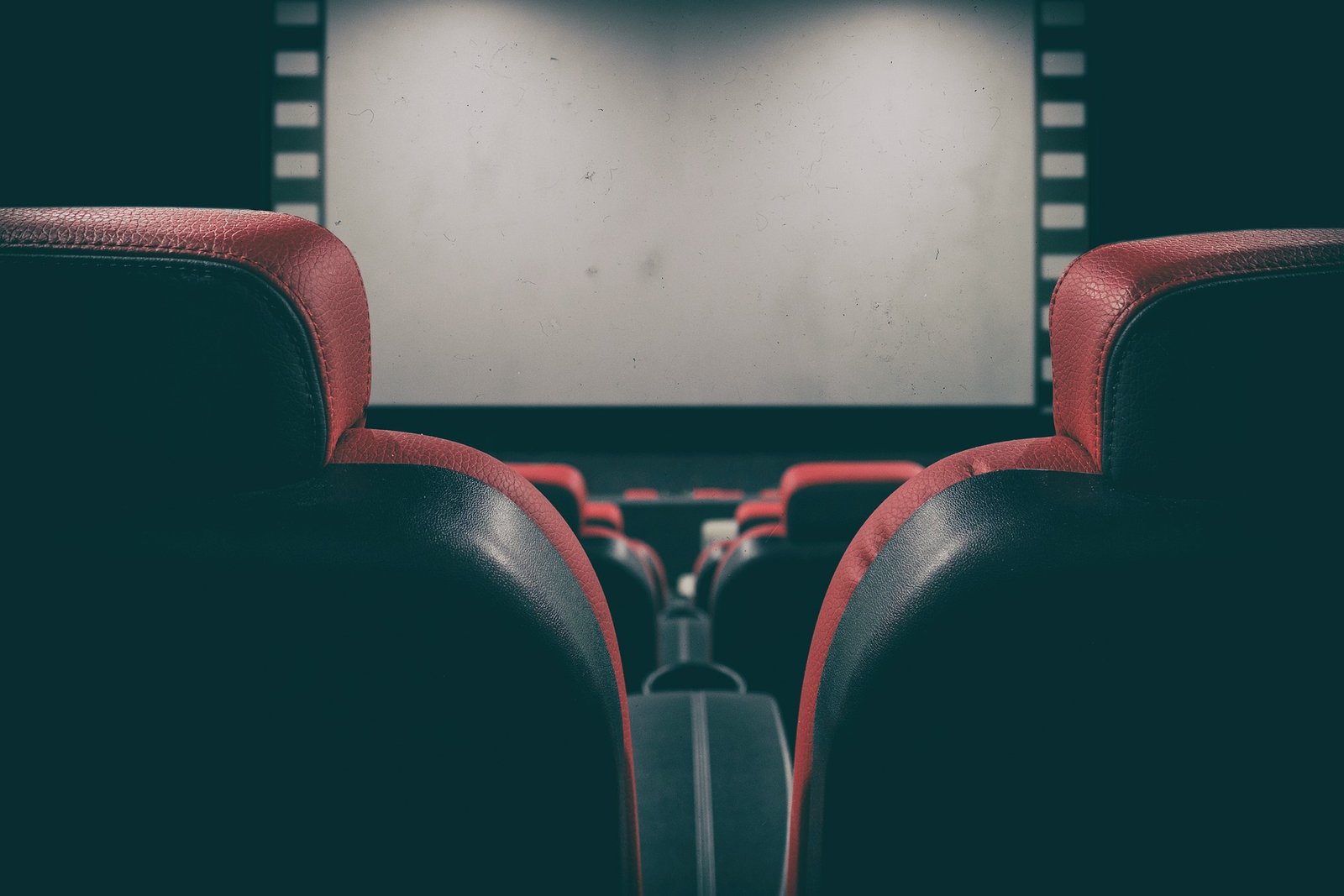 Astuces pour Économiser sur les Places de Cinéma et Concerts